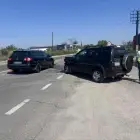 Foto Accident pe DN 65. Două persoane rănite, după impactul între două autoturisme