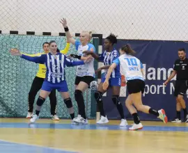 Foto FOTO. CSM Slatina, înfrângere la cinci goluri cu CSM Bucureşti