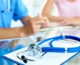 Foto  Contribuţia la sănătate pentru persoanele, care de la 1 septembrie şi-au pierdut calitatea de asigurat, este de 2.430 de lei pe an