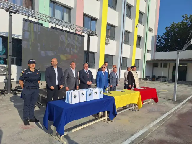 Foto O școală modernă pentru Caracal: elevii de la „Gheorghe Magheru” au început anul într-o clădire nouă, finanțată prin PNRR (FOTO)