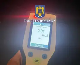 Foto Un tânăr, din Obârşia, depistat în trafic cu o alcoolemie de 0,94 mg/l. Poliţiştii au reţinut 57 de permise în weekend