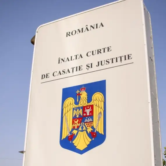 Foto Înalta Curte a decis să nu sesizeze CCR privind cele patru legi de reformă adoptate de guvernul Bolojan prin asumarea răspunderii. Curtea Supremă a atacat deja reforma pensiilor magistraților