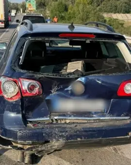 Foto Trei autoturisme implicate într-un accident la Slatina, în zona Podului Olt