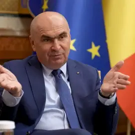 Foto Bolojan: „Dacă nu creștem vârsta de pensionare în general, la toate categoriile inclusiv în zona de pensii speciale, vom ajunge într-o situaţie de nesustenabilitate a sistemului de pensii” Purtătorul de cuvânt al Executivului îl contrazice