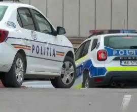 Foto Fată de 13 ani, violată de un bărbat de 71 de ani. Bunica şi mama copilei ştiau şi primeau bani