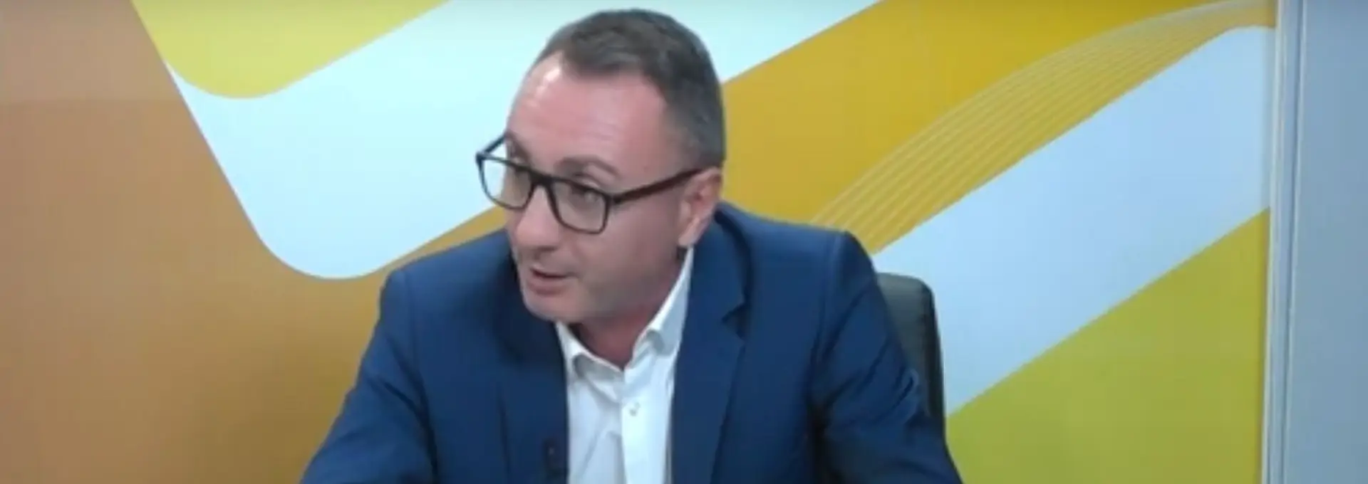 Foto Prefectul Floreanu, necruţător cu primarul Slatinei: „Ce urmează Mario De Mezzo? Să spui că trebuie să desființezi și Primăria după ce nu vei mai fi primar?”