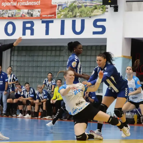 Foto SCM Craiova-CSM Slatina, vineri, 12 septembrie, de la ora 17.30, pe PRO Arena