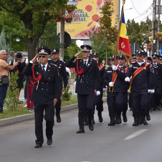 Foto Pompierii din Olt au sărbătorit 177 de ani de la lupta de pe Dealul Spirii