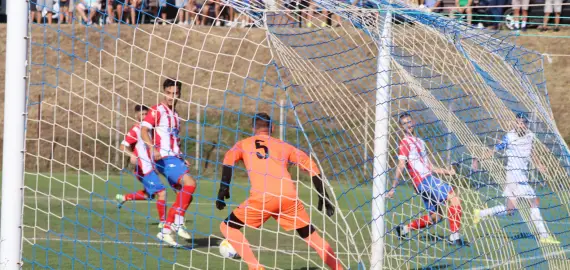 Foto Oltul Curtişoara revine cu cele trei puncte din deplasarea de la AXI Arena