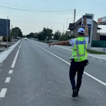 Foto Poliţiştii olteni au reţinut, în weekend, 36 de permise de conducere