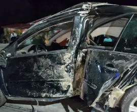 Foto Nouă răniți după ce un șofer de 19 ani a intrat cu mașina într-o terasă din Piatra-Olt