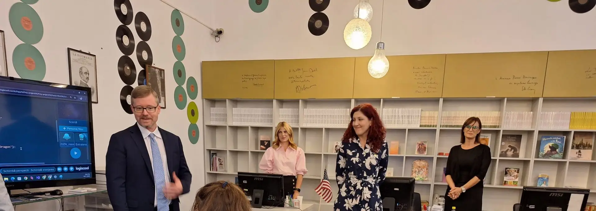 Foto Două decenii de schimburi culturale cu SUA: Programul American Spaces, sărbătorit în România