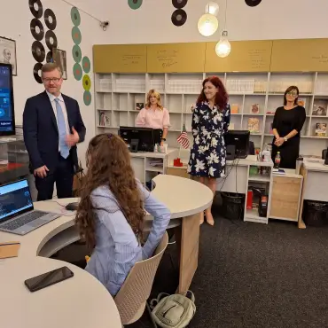 Foto Două decenii de schimburi culturale cu SUA: Programul American Spaces, sărbătorit în România