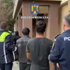 Foto VIDEO. Trei tineri reținuți după ce au intrat în curte peste un bărbat din Tufeni şi l-au bătut