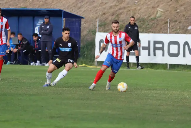 Foto Oltul Curtişoara, învinsă de Universitatea Craiova II. Luis Paradela, titular pe Stadionul „Tineretului”