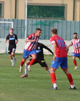 Foto Oltul Curtişoara, învinsă de Universitatea Craiova II. Luis Paradela, titular pe Stadionul „Tineretului”