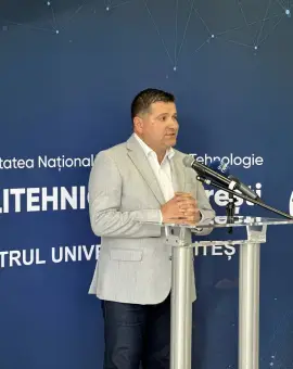 Foto Vicepreşedintele CJ Olt, Ionuț Ivan, la inaugurarea filialei Politehnica din Slatina: „Sper ca mulți să rămână acasă și să își construiască viitorul aici”