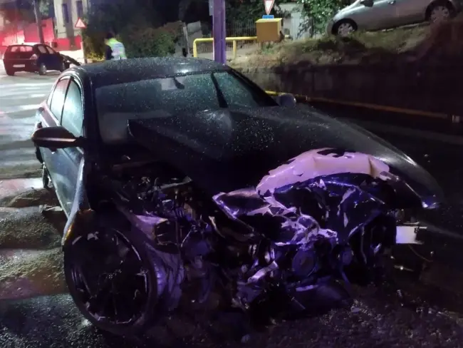 Foto Accident la Slatina: Doi răniți după ce un șofer băut și cu permisul suspendat a fugit de la locul faptei