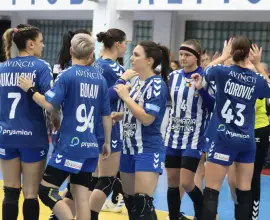 Foto CSM Slatina, înfrângere la două goluri în deplasarea de la Corona Braşov