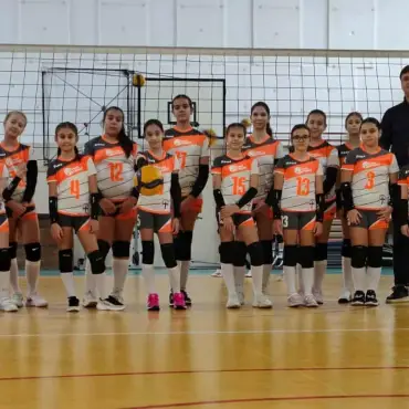 Foto Două echipe din Slatina, la startul Campionatului de Minivolei U13