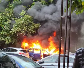 Foto Autoturism în flăcări în parcarea ITM Olt