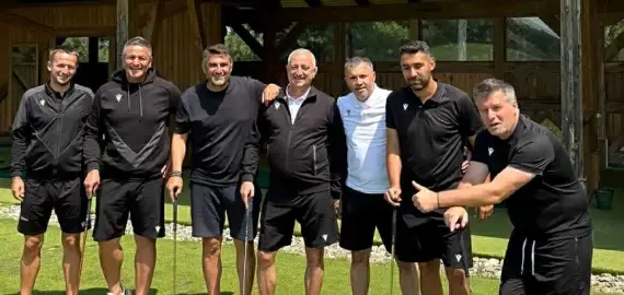 Foto Acuzaţii: Primarul De Mezzo a direcționat fonduri publice spre secția de fotbal, în timp ce copiii sportivi rămân fără sprijin