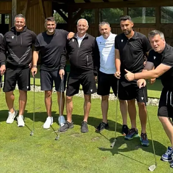 Foto Acuzaţii: Primarul De Mezzo a direcționat fonduri publice spre secția de fotbal, în timp ce copiii sportivi rămân fără sprijin