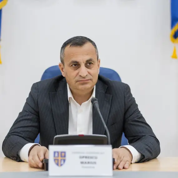 Foto Marius Oprescu: „Primarul Slatinei n-are nevoie de Ordonanța 52 ca să blocheze orașul” (DOCUMENTE)