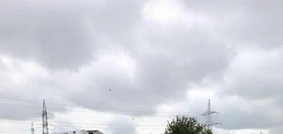 Foto FOTO. Accident pe DN 64, la Pleşoiu, cu un TIR şi un autoturism (UPDATE)