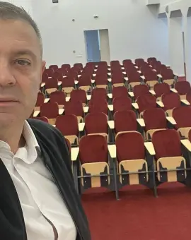 Foto Casa de Cultură din Scornicești redeschisă după modernizare. Primarul Daniel Tudor: „Revenim la viață și redăm orașului inima sa culturală”