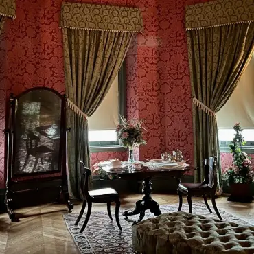 Foto Ce culori de parchet alegi pentru un living vintage? Răspunsul e în echilibrul dintre stil și personalitate