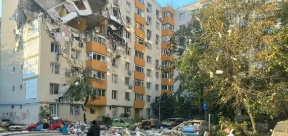 Foto Distrigaz, după explozia din Rahova: „Sigiliul de pe robinetul închis în ziua precedentă era rupt”