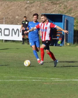 Foto Oltul Curtişoara revine cu cele trei puncte din deplasarea de la CSL Nanov