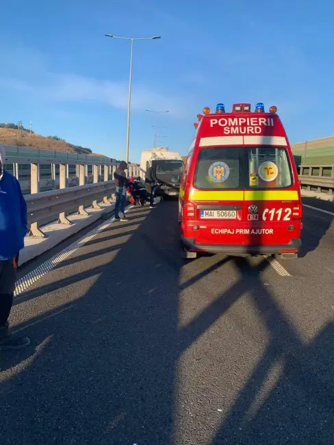 Foto Accident pe Drumul Expres, în zona oraşului Balş. Traficul este blocat