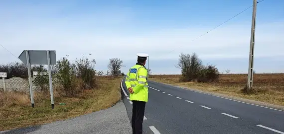 Foto Un tânăr, din Osica de Sus, prins în trafic fără permis de conducere