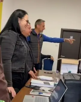 Foto Eşecul lui De Mezzo în a influenţa alegerile pentru conducerea AUR Slatina. Cum vrea edilul liberal să-i controleze pe suveranişti