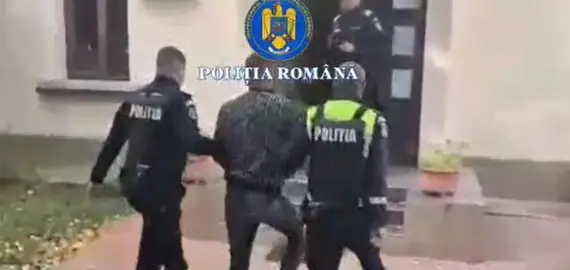 Foto Tânăr de 23 de ani, prins beat la volan și fără permis, reținut de polițiștii din Olt (VIDEO)