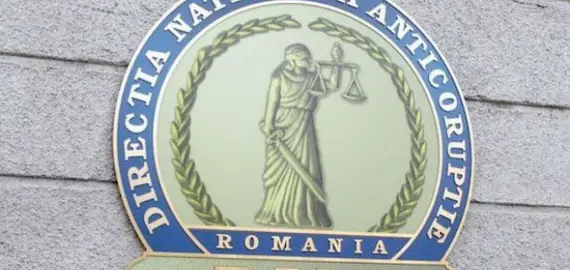 Foto Avocat din Olt, prins în flagrant de DNA pentru trafic de influență: 30.000 de euro pentru angajări fictive