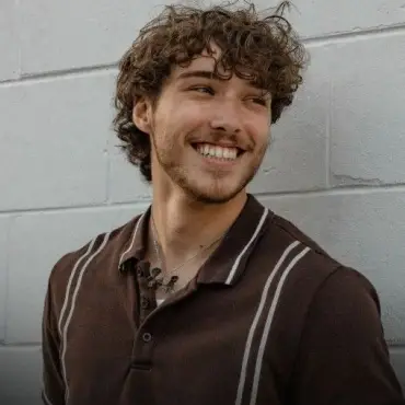 Foto Ce distruge dinții mai repede decât zahărul? 7 factori externi la care nu te-ai fi gândit