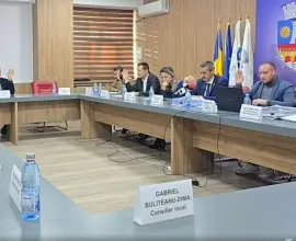 Foto Conflict de interese în Consiliul Local Slatina: Bălan, Comănescu şi Vîlceleanu au votat rectificări bugetare la instituţiile primăriei unde şi lucrează