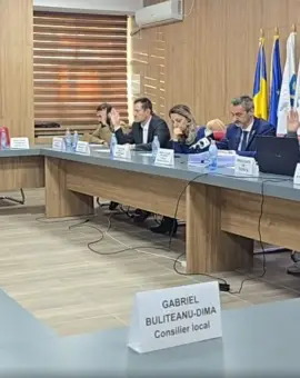 Foto Conflict de interese în Consiliul Local Slatina: Bălan, Comănescu şi Vîlceleanu au votat rectificări bugetare la instituţiile primăriei unde şi lucrează