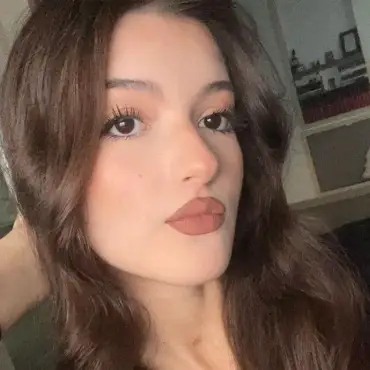 Foto Ștefania Petcan a plecat la tratament în Italia