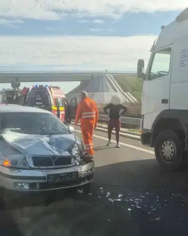 Foto Accident pe DEx12, în Dolj. Două persoane rănite