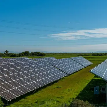 Foto Două parcuri fotovoltaice, gata să fie construite la Caracal