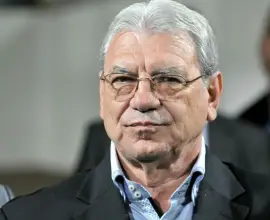 Foto Emeric Ienei a murit la vârsta de 88 de ani. Legenda Stelei, singurul antrenor român care a câştigat cel mai important trofeu european