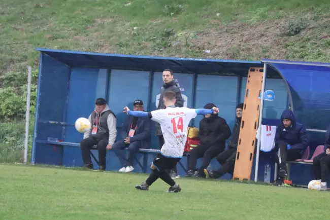 Foto Oltul Curtişoara a remizat, scor 2-2, cu CSM Cetatea Turnu Măgurele