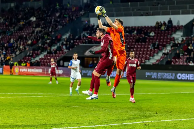 Foto Mario Bărăitaru şi Mihai Răcăşan, convocaţi la echipele naţionale