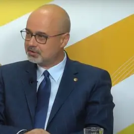 Foto Albotă, atac dur la adresa administrației De Mezzo: „Nu are proiecte, doar revopsește tiribombe”