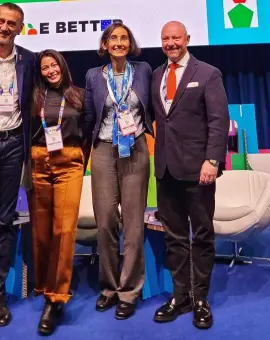 Foto Excursia lui Mario De Mezzo la Barcelona, plătită din bani publici. Cât a costat şi cine a mai făcut parte din delegaţie (DOCUMENT)