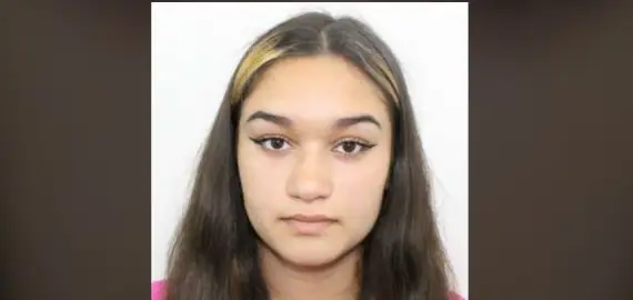 Foto Adolescentă din Balş, căutată de poliţişti după ce a plecat de acasă